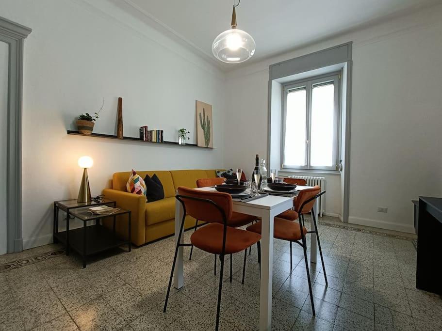 Stylish Flat Near Station And City Center 科莫 外观 照片