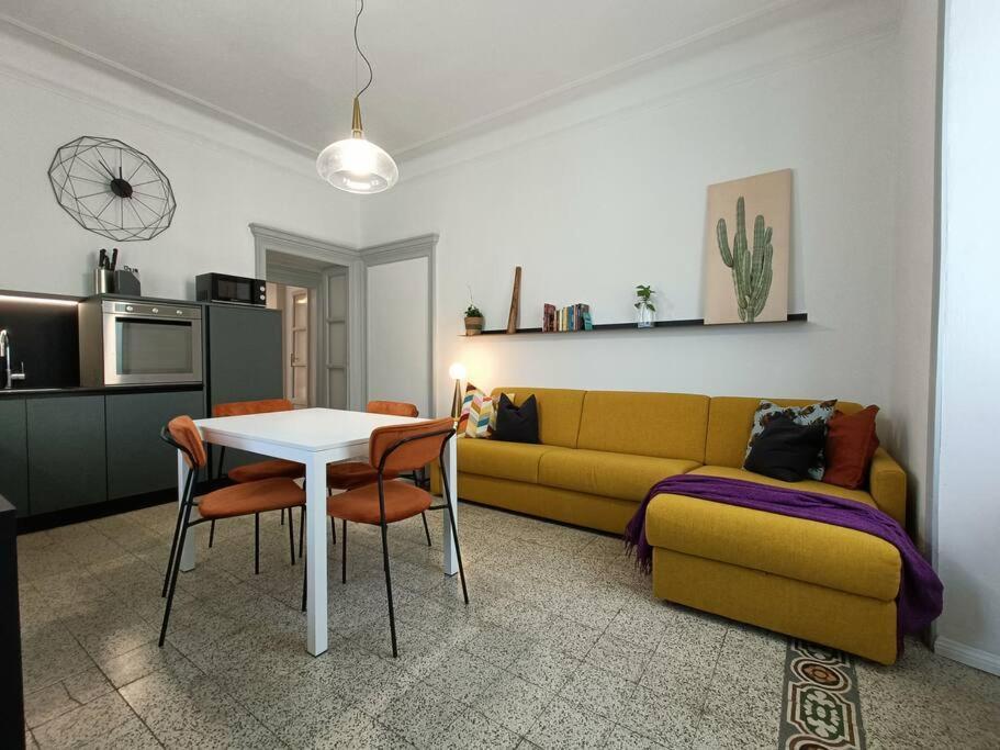 Stylish Flat Near Station And City Center 科莫 外观 照片