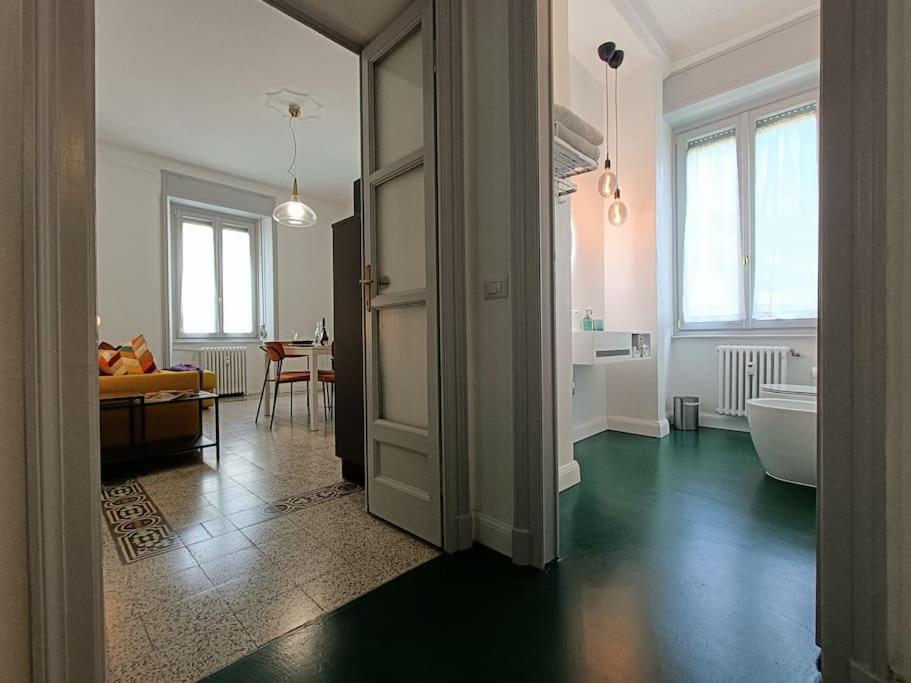 Stylish Flat Near Station And City Center 科莫 外观 照片